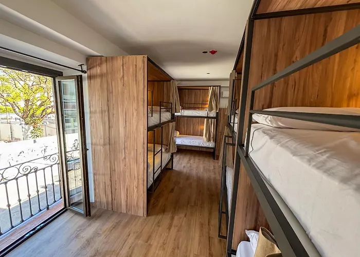 La Banda Living Hostel